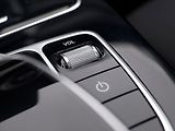 Mercedes-Benz Třídy C 2.0 220d 143kW Aut. LED - náhled 27