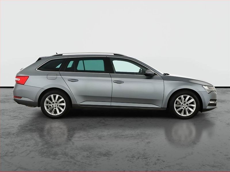 Škoda Superb (2019) Style 2.0 TSI, Automat - fotka 6 z 17