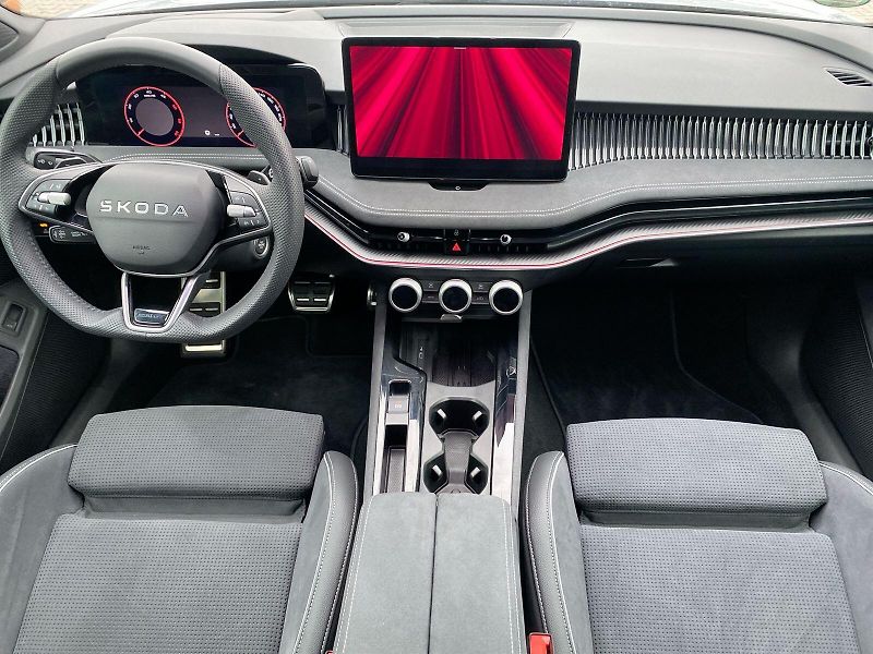 Škoda Superb (2025) Combi 2,0 TDI 4x4 DSG Sportlin - fotka 5 z 32