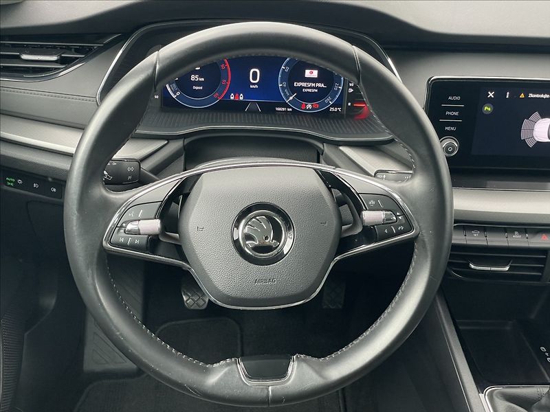 Škoda Octavia 2,0 TDI Combi Ambition Plus KE - fotka 8 z 24