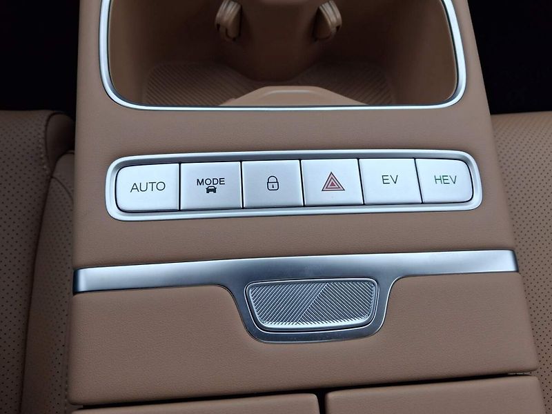Jaecoo 7 (2025) Exclusive Brown 1.5t GDI SHS - fotka 12 z 27