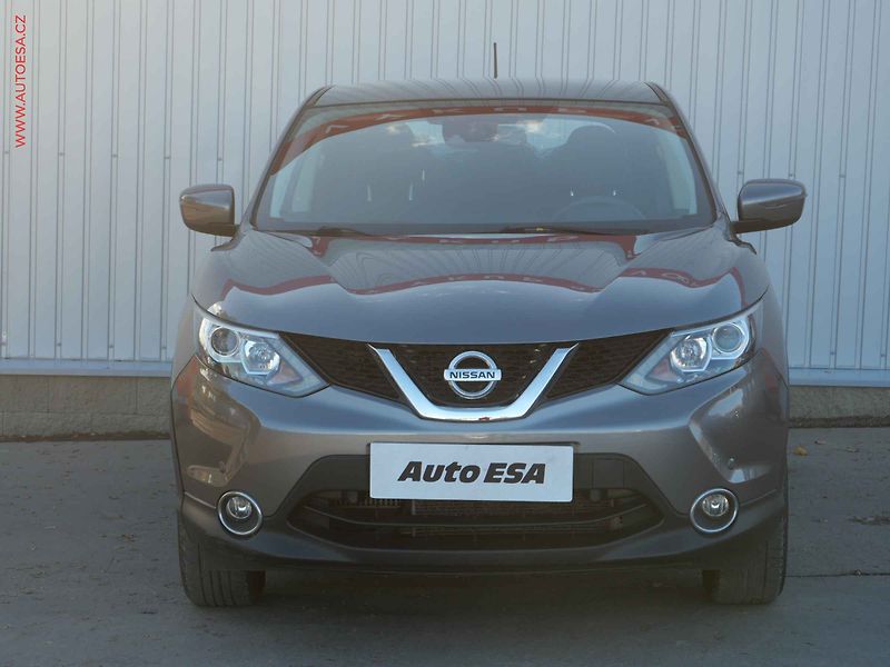 Nissan Qashqai (2016) 1.2 DiG-T, ČR, Visia, TZ - fotka 2 z 19