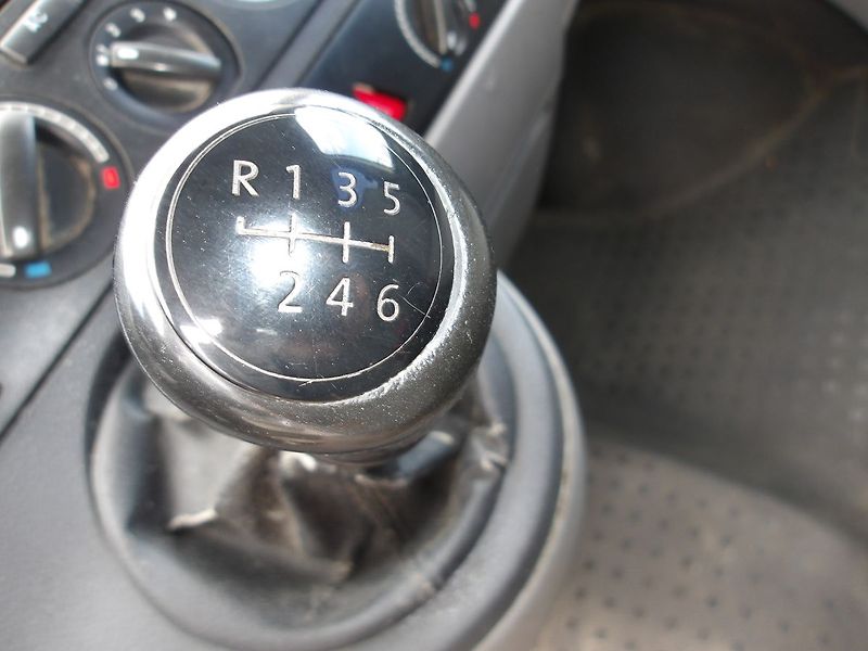 Volkswagen Transporter 2,5TDi Nový motor ! LONG !!! Č - fotka 20 z 33
