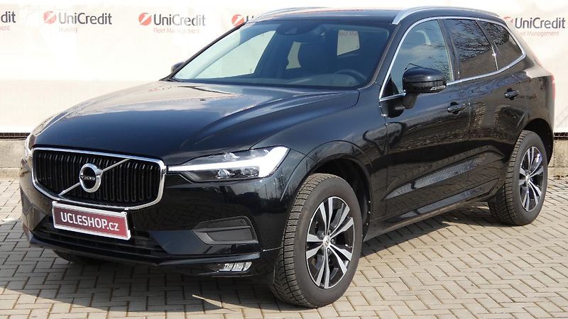 Volvo XC60 B4 FWD Momentum Auto - fotografie inzerátu
