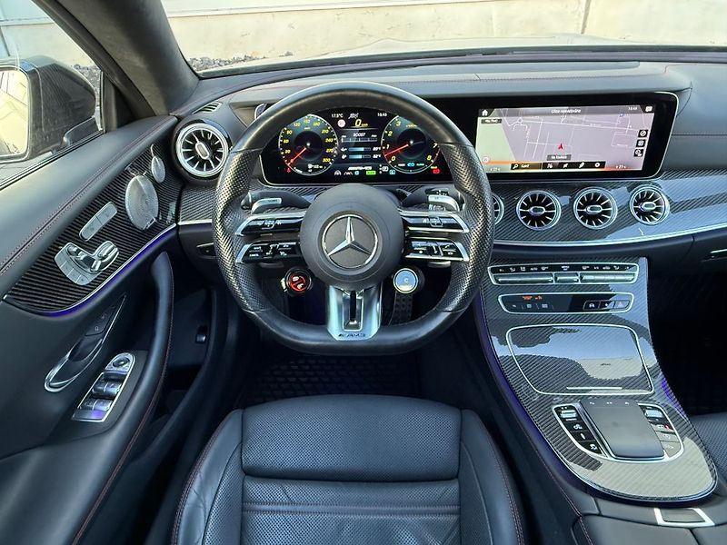 Mercedes-Benz Třídy E (2022) - fotka 18 z 91