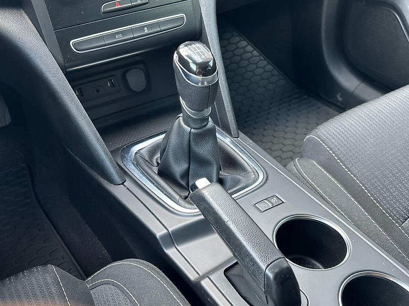 Renault Mégane Kombi - fotka 20 z 23
