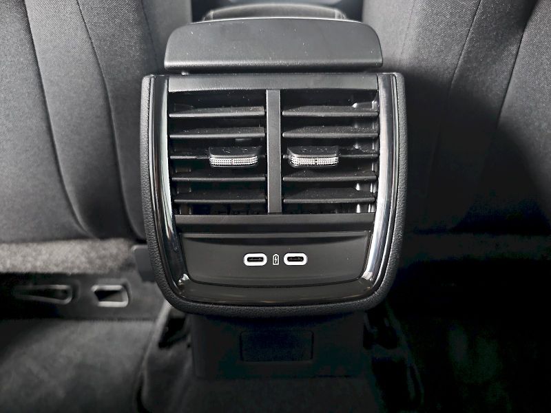 Škoda Kamiq (2025) 1.0TSi 85kW SELECTION - fotka 30 z 33
