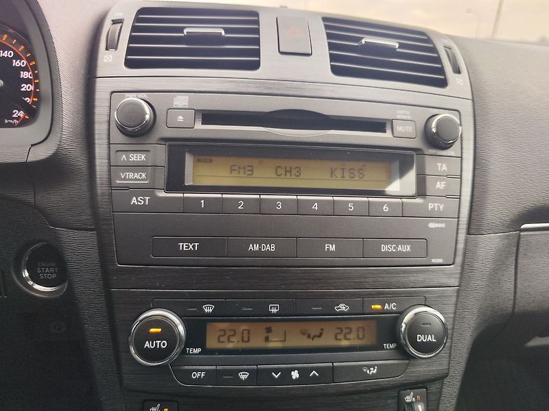 Toyota Avensis 2.2 D-4D/110kW Původ ČR. - fotka 16 z 27