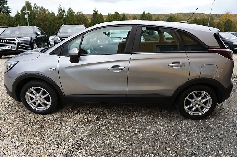 Opel Crossland X (2021) 1,2i 61 kW - fotka 8 z 43