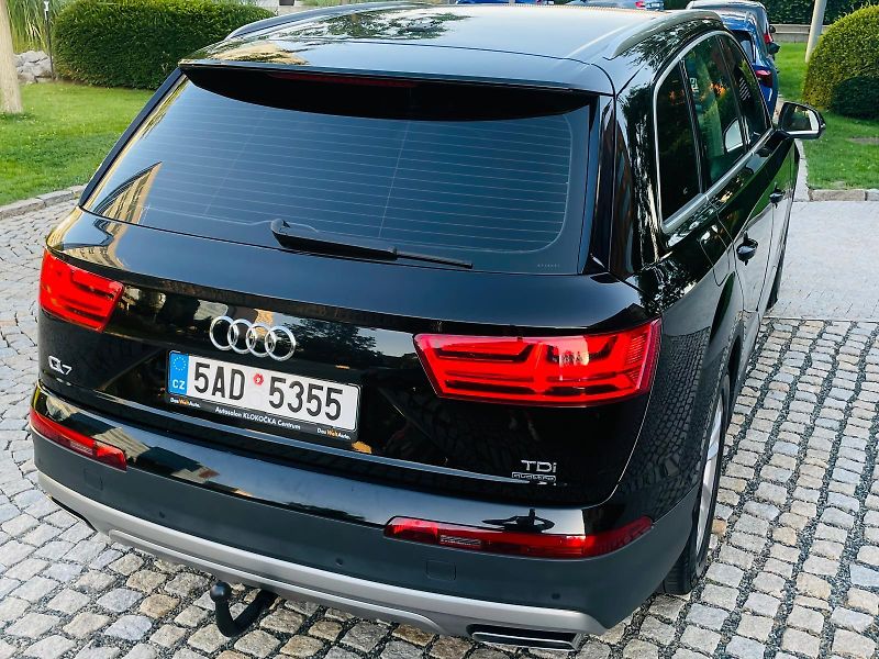 Audi Q7 3.0TDI AUT VÝHŘEV QUATTRO - fotka 13 z 54