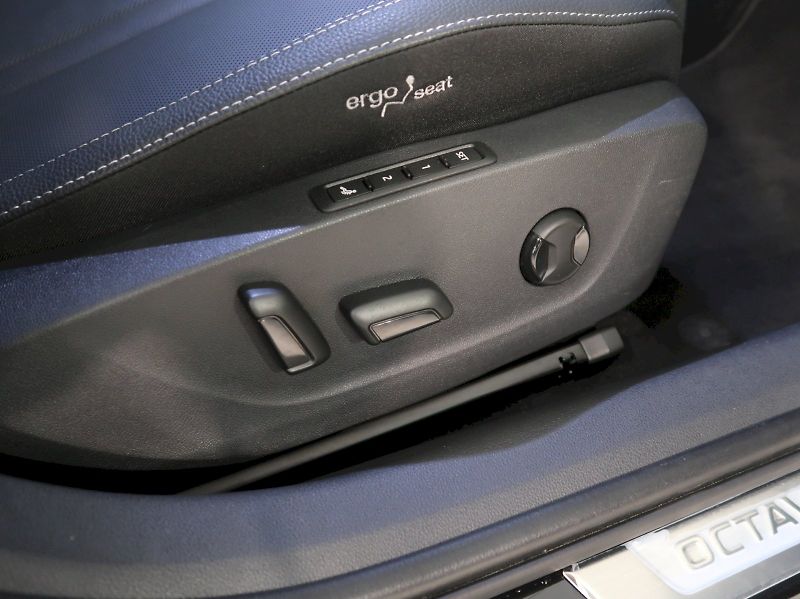 Škoda Octavia (2026) TOP SELECTION 2.0TDI 110KW DSG - fotka 15 z 47