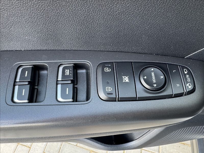 Kia Sportage 1,6 T-GDi 130kW 4x4 tažné - fotka 23 z 50