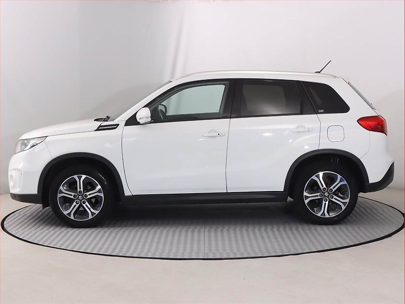 Suzuki Vitara (2016) 1.6 VVT, 4X4, Serv.kniha - fotka 3 z 18