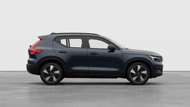 Volvo EX40 (2026) PURE ELECTRIC AWD TWIN PLUS - fotka 8 z 17
