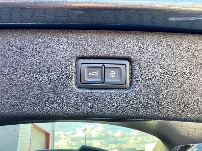 Audi SQ7 4,0 TDi QUATTRO MATRIX MASÁŽE - fotka 15 z 62