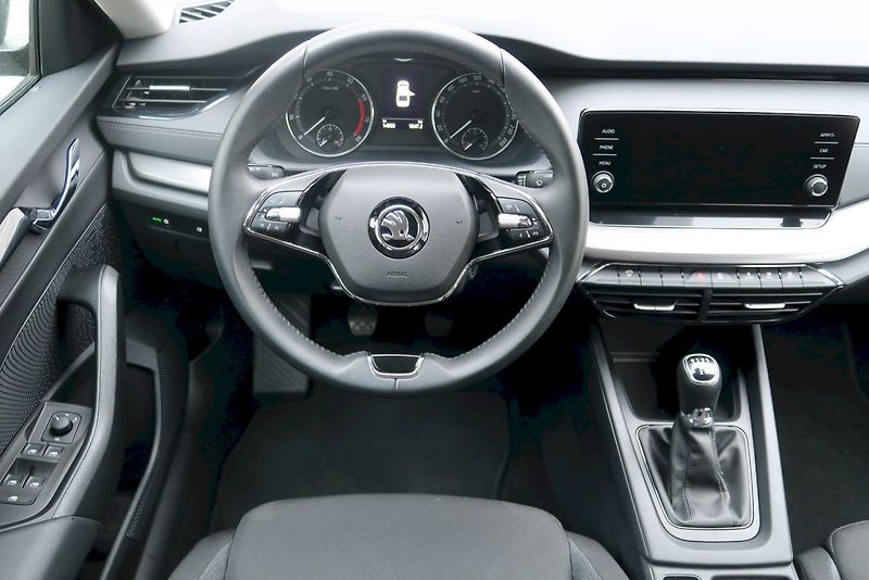 Škoda Octavia (2023) Activ 1.0 TSi/ 81 kW - fotka 8 z 32