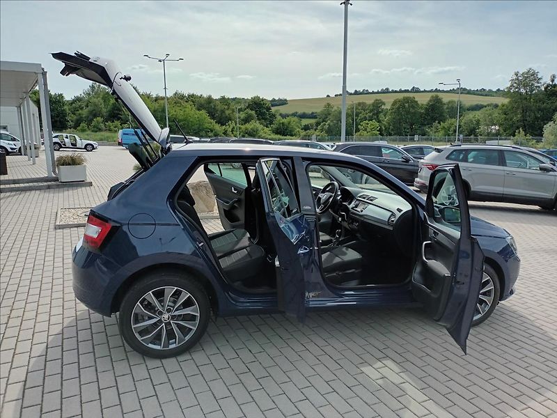 Škoda Fabia 1,2 TSI,66KW,1MAJ,AMBI,KOLA - fotka 9 z 45