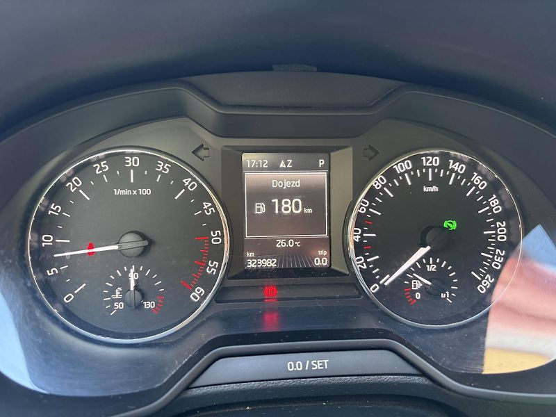 Škoda Octavia (2015) Škoda Octavia, 2.0TDI DSG - fotka 10 z 13