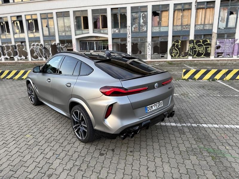 BMW X6 (2023) BMW X6M laser, H&K,  - fotka 28 z 41