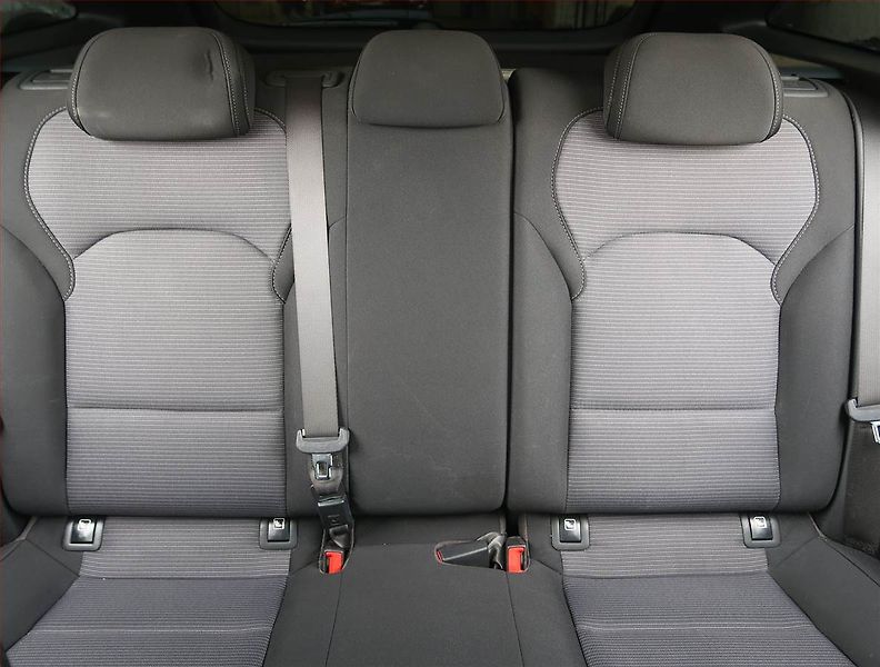 Hyundai i30 (2022) Comfort 1.0 T-GDI, Serv.kniha - fotka 10 z 15