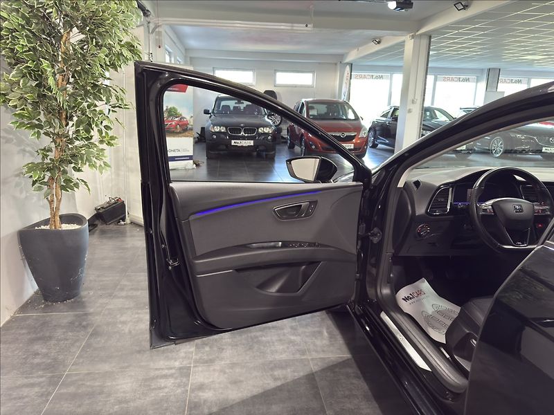 Seat Leon 2,0   TDI FR 110KW VIRTUAL ACC - fotka 6 z 42