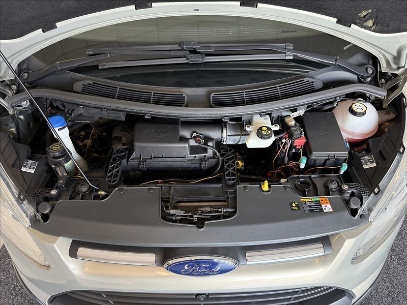 Ford Tourneo Custom 2,2 Titanium 113tkm! 1maj. - fotka 26 z 31