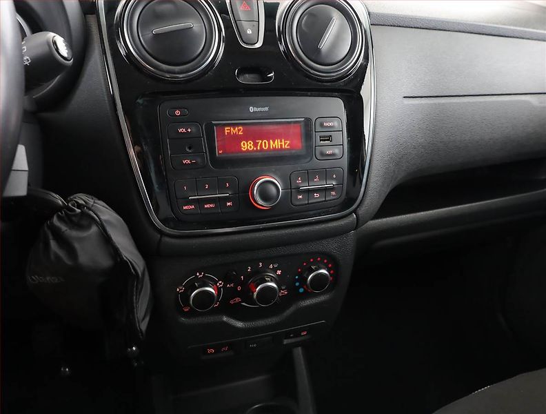 Dacia Lodgy (2020) Stepway 1.3 TCe, 7 míst - fotka 10 z 20
