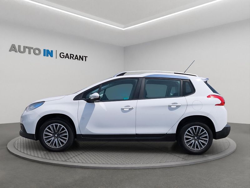 Peugeot 2008 (2015) ACTIVE 1.6 e-HDI 68kW, ČR, 1. - fotka 8 z 24