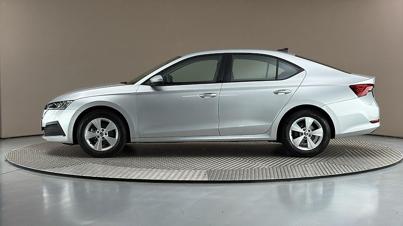 Škoda Octavia 1.0 TSI Active - fotka 4 z 23