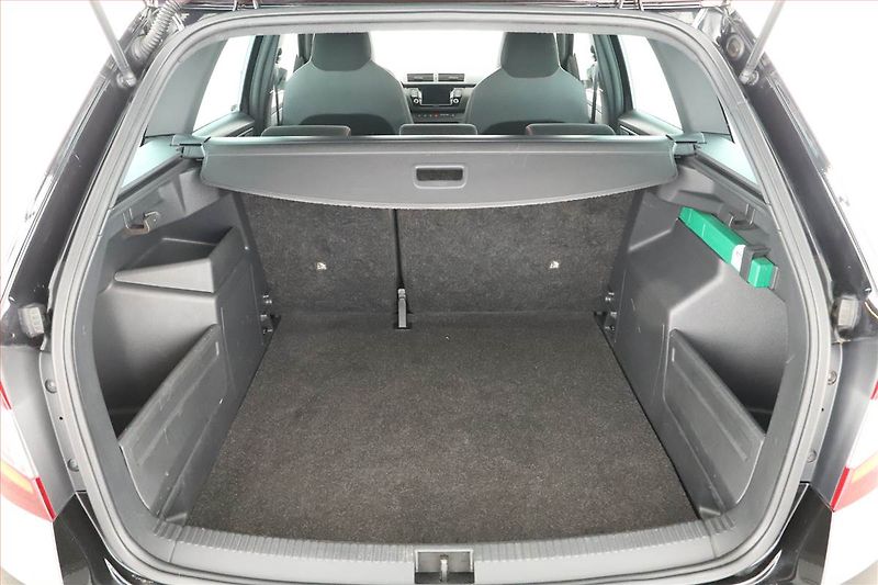 Škoda Fabia (2019) Monte Carlo 1.0 TSI - fotka 9 z 17