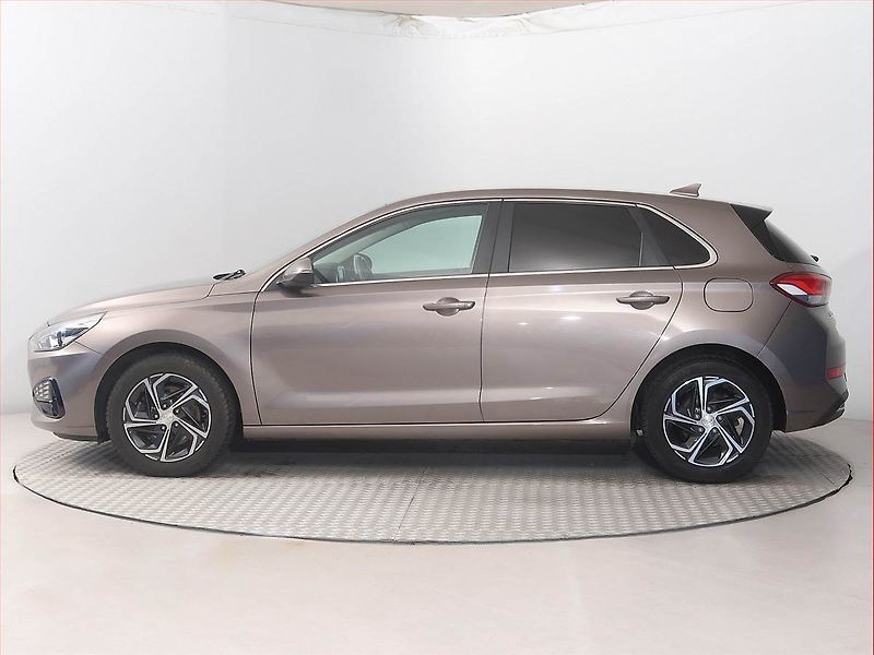Hyundai i30 (2020) 1.5 DPI, Serv.kniha, Navi - fotka 3 z 16