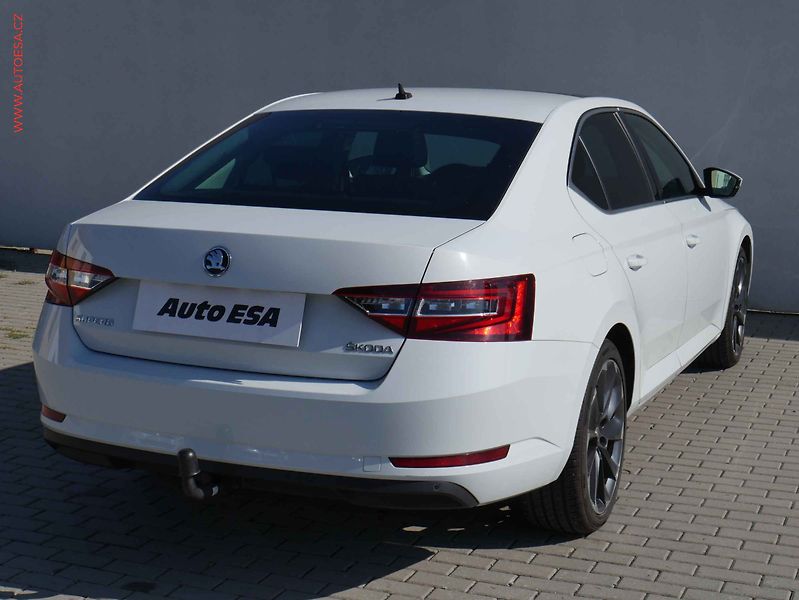 Škoda Superb (2016) 2.0TDi, ČR, Style - fotka 4 z 21