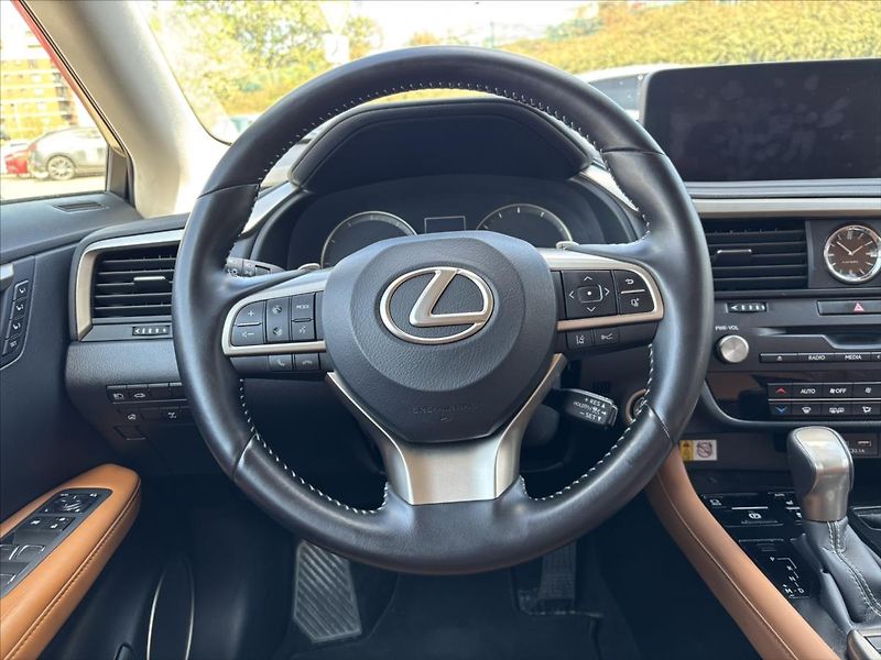 Lexus RX 2,0 i 175kW AT 4x4 Limited edi - fotka 17 z 47