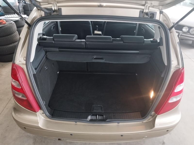 Mercedes-Benz Třídy A (2004) 1,7I,85KW,KLIMA,ALU,SER.KN - fotka 9 z 33