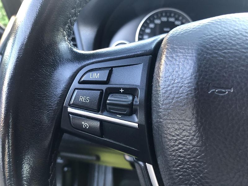 BMW Řada 5 (2015) 518d Touring NAVI velmi pěkný - fotka 56 z 76