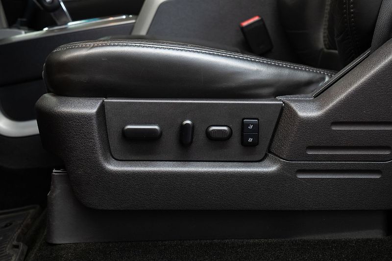 Ford F-150 6.2 SVT - fotka 8 z 24