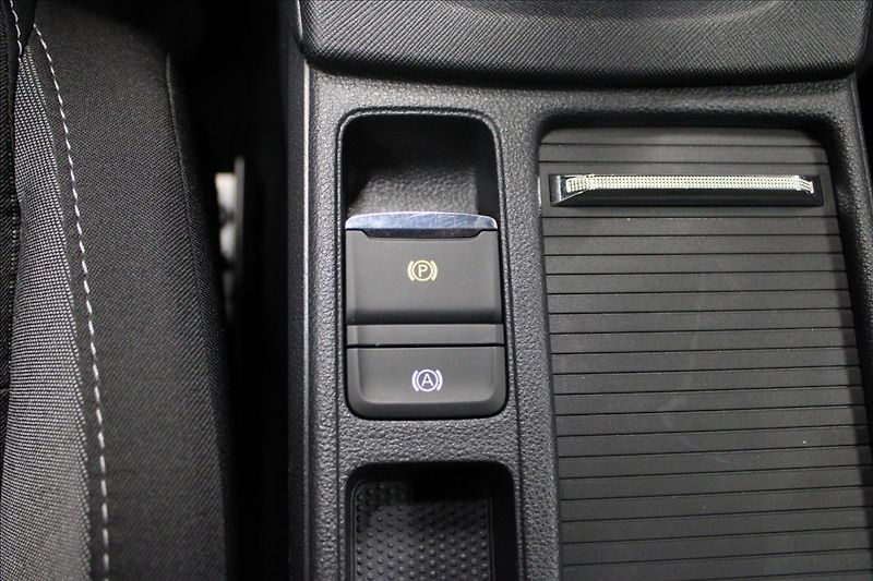Škoda Octavia 2,0 TDI Ambition 1.majitel CZ - fotka 25 z 36