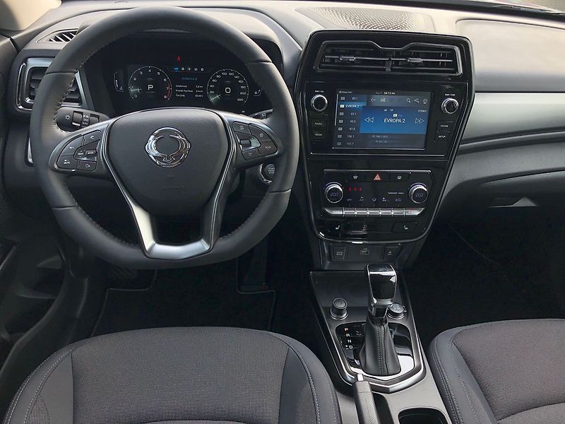 KGM Tivoli Grand Style plná výbava - fotka 11 z 23