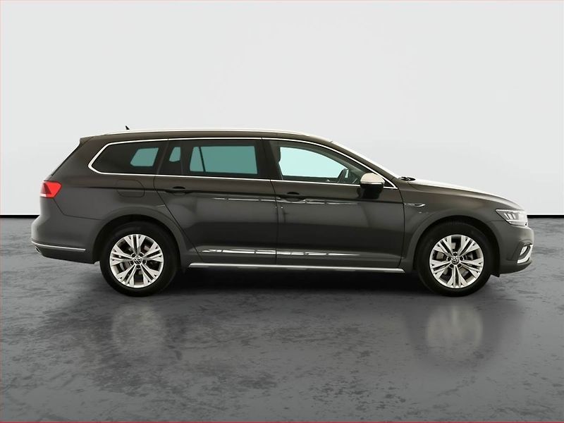 Volkswagen Passat (2022) Alltrack 2.0 TDI, 4X4 - fotka 6 z 18