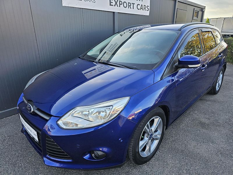 Ford Focus 1.0 92kW,VÝHŘEV,2xKOLA,SERVIS - fotka 2 z 64