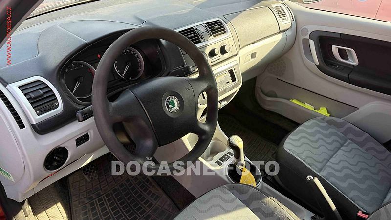 Škoda Fabia (2008) 1.2HTP, ČR - fotka 3 z 3