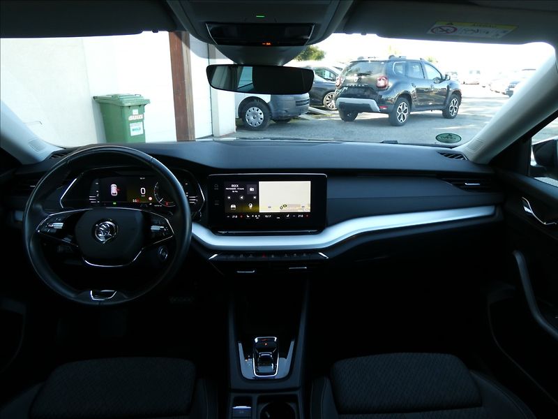 Škoda Octavia 1,5 TSi 110kW DSG 1.majitel - fotka 31 z 51