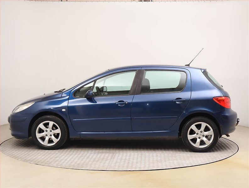 Peugeot 307 (2006) 1.6 16V, nová STK, Tažné - fotka 3 z 19