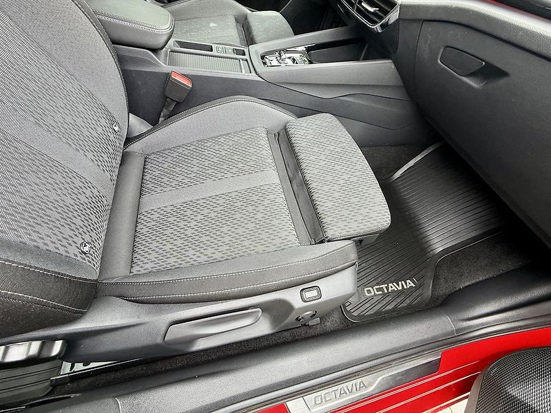Škoda Octavia (2023) 1.5TSi E-Tec 110kw Dsg Style  - fotka 10 z 18