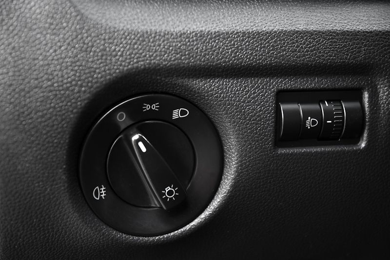 Škoda Fabia 1.6 TDi CR FAMILY, KLIMA, TEMP - fotka 12 z 50