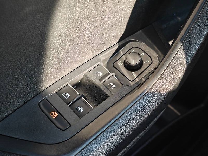 Škoda Karoq Style 7DSG 1,5TSI - fotka 21 z 24