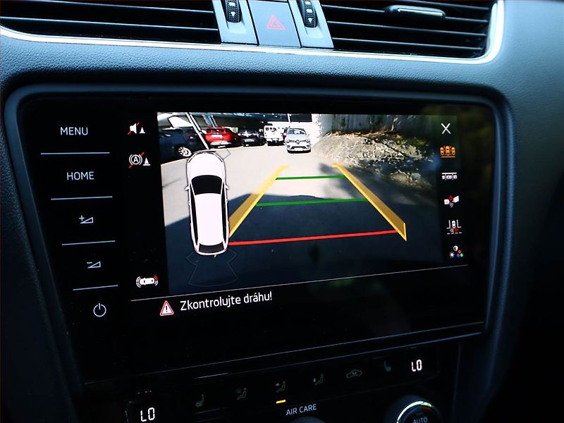 Škoda Octavia (2018) RS 2.0 TDI 4x4 DSG, 4X4 - fotka 15 z 24