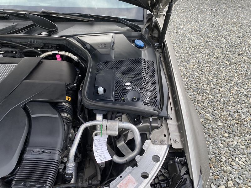 Mercedes-Benz Třídy C C 400 COUPE 4MATIC 51.000KM - fotka 81 z 149