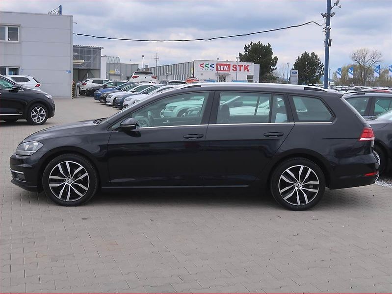 Volkswagen Golf (2017) Highline 1.6 TDI, Automat - fotka 3 z 20