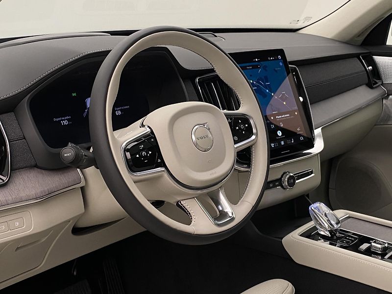 Volvo XC90 (2026) T8 AWD Plug-in BRIGHT ULTRA - fotka 4 z 72